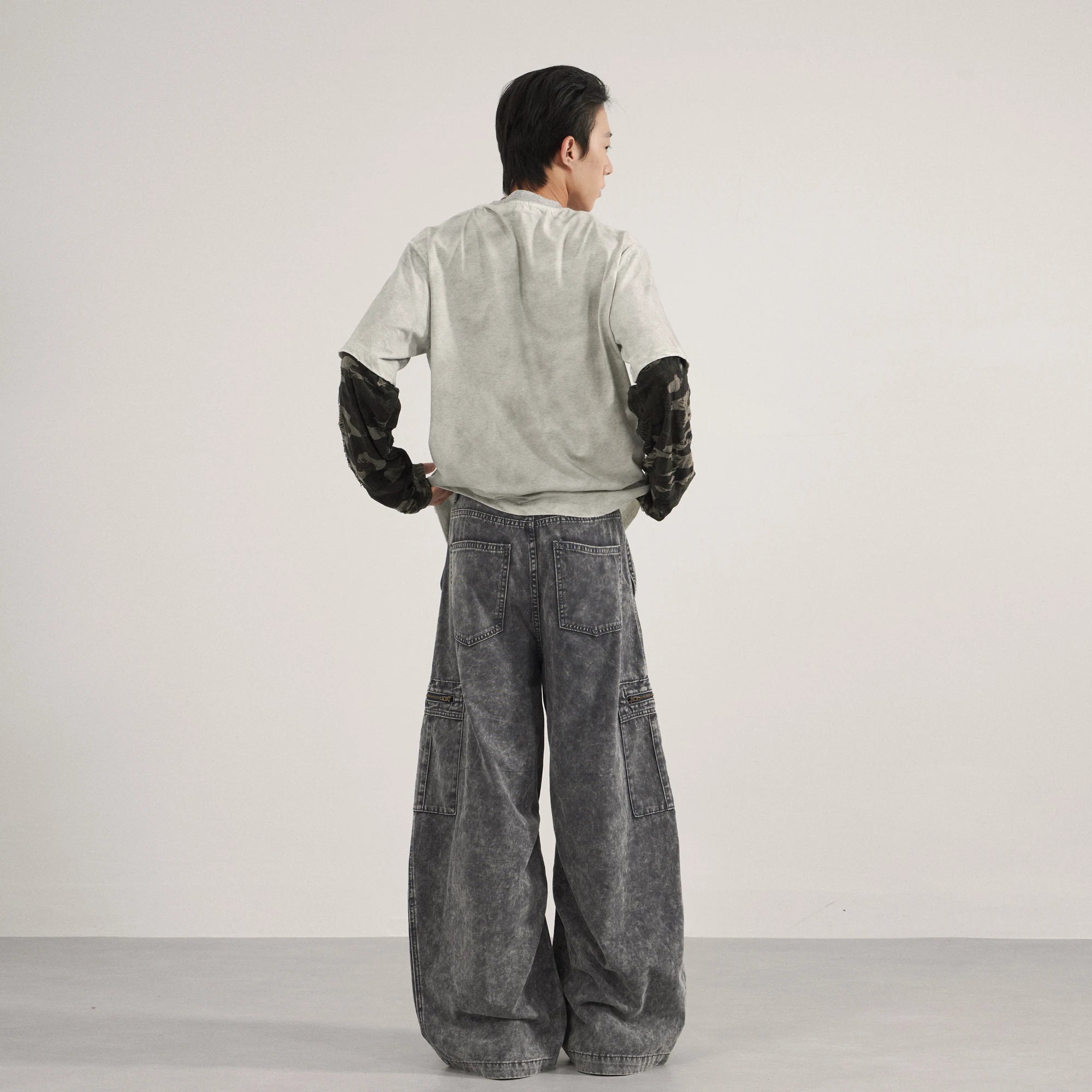 Vintage Multi-Pocket Cargo Jeans