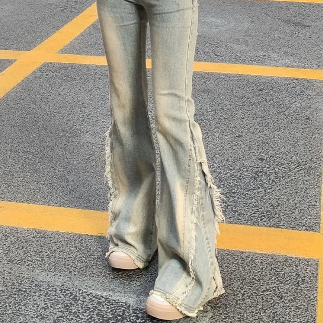 Vintage High-Waist Wide-Leg Jeans