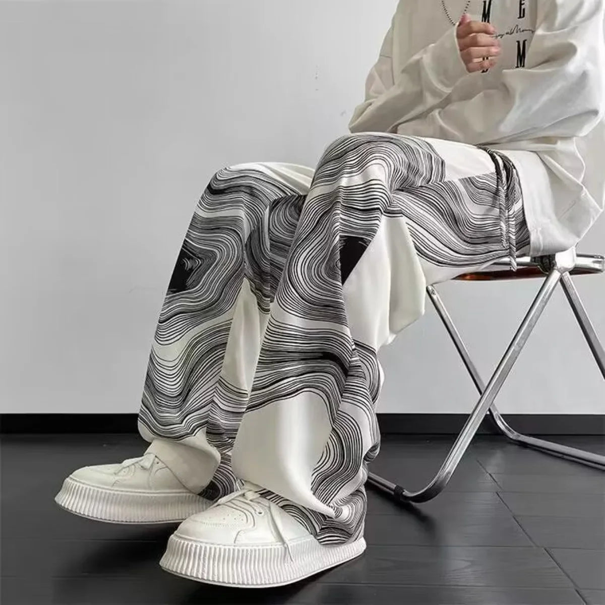 Solid Wide-Leg Street Pants