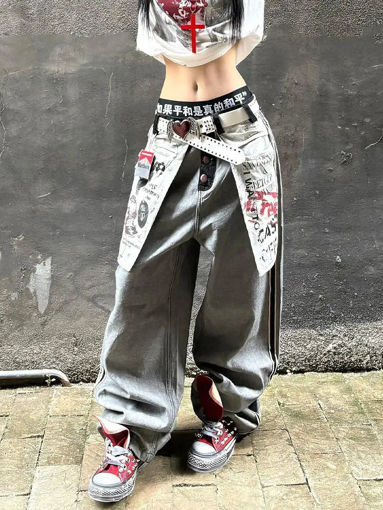 Graphic Print Wide-Leg Jeans