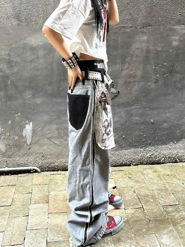 Graphic Print Wide-Leg Jeans
