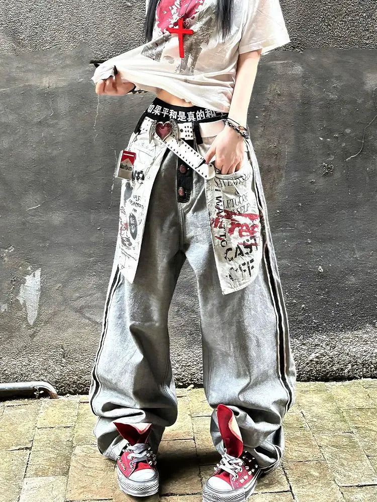 Graphic Print Wide-Leg Jeans