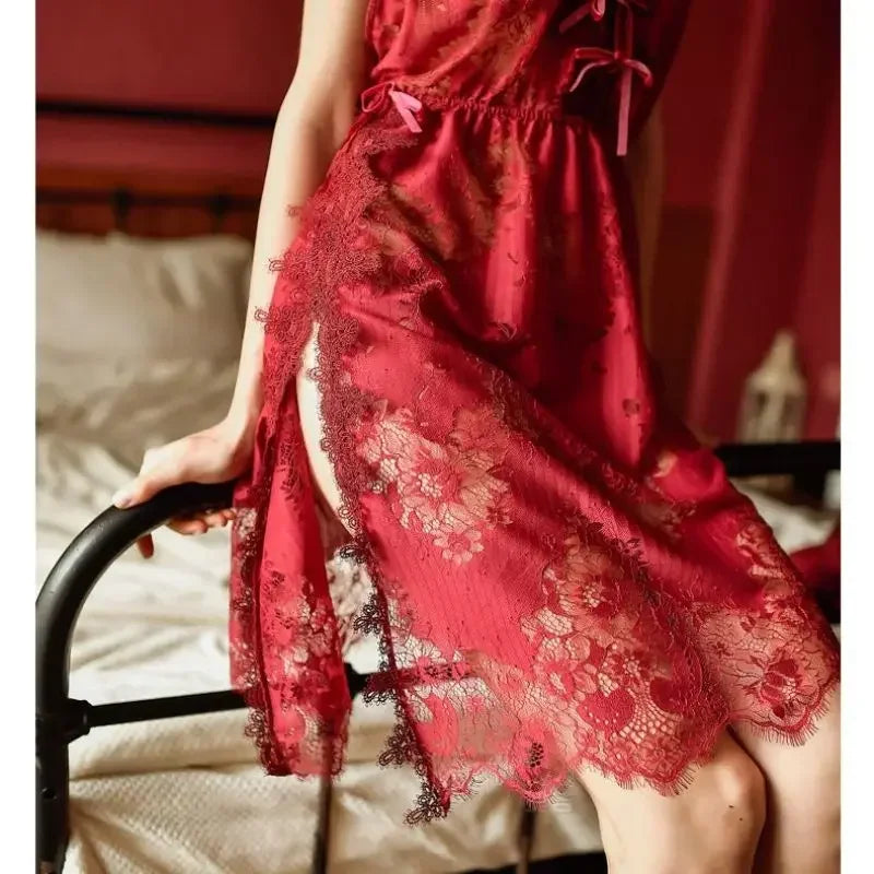 Romantic Lace Strap Nightwear